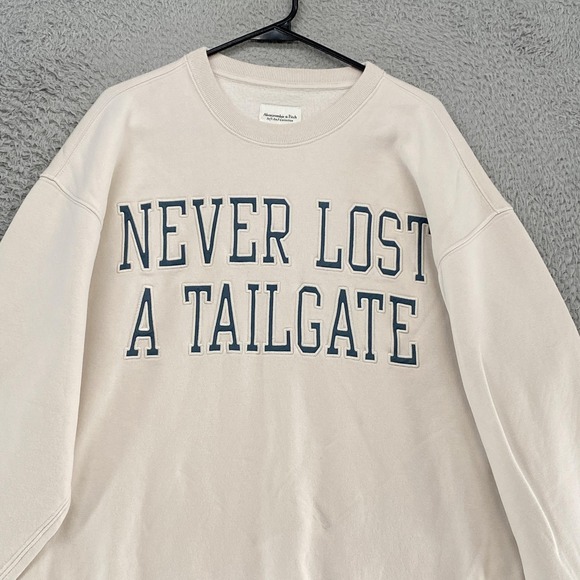Abercrombie Soft A&F Sweatshirt Womens Large Never Lost A Tailgate Oversized - Picture 3 of 12